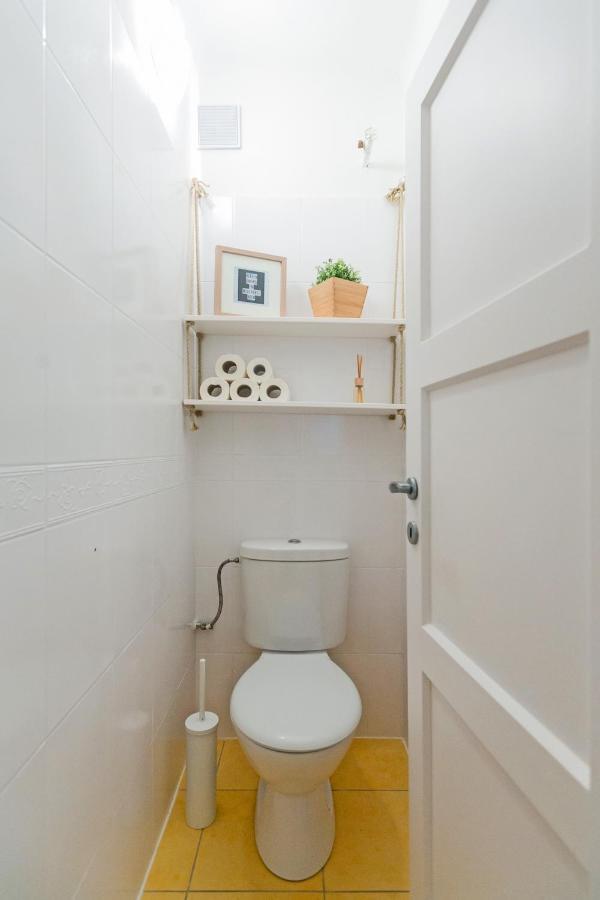 Peaceful Apartment Near Buda Castle And Chain Bridge บูดาเปสต์ ภายนอก รูปภาพ